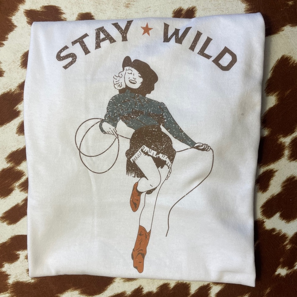 Stay Wild - Crop Top Tee